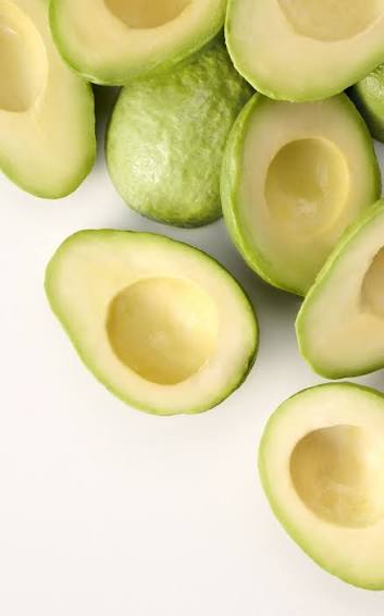 Avocado Halves - Pitted & Peeled, 1kg
